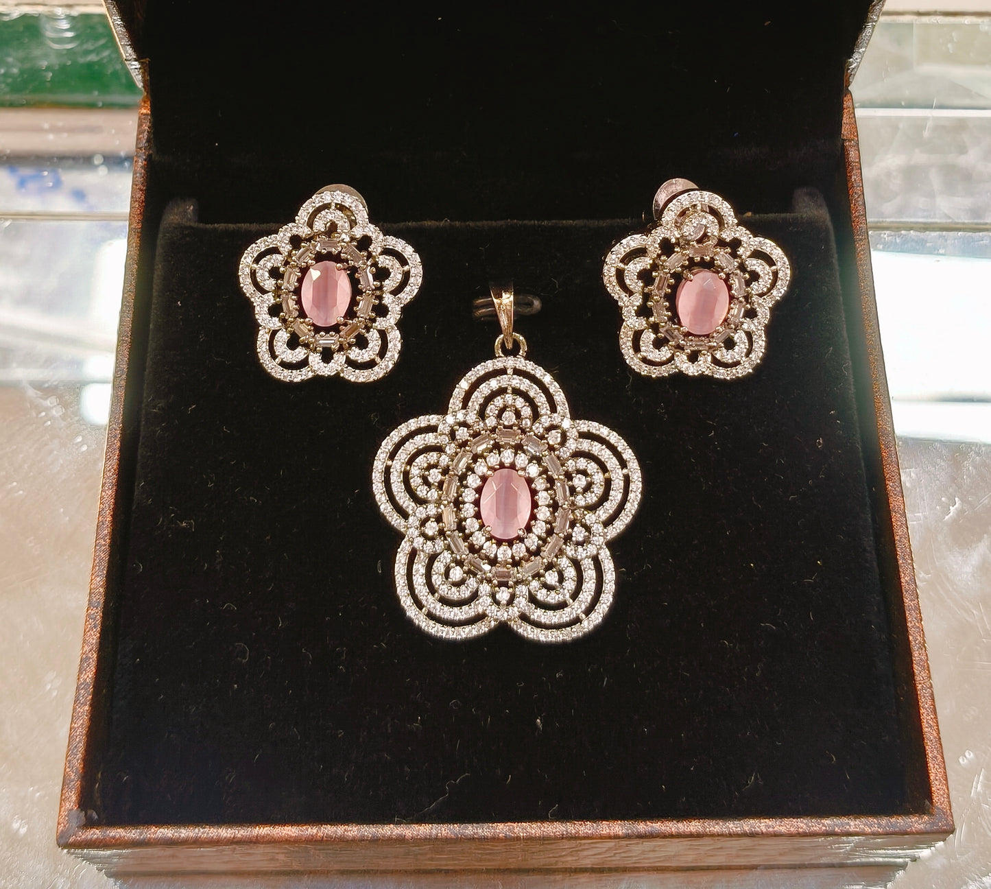 Pendant Earrings Set