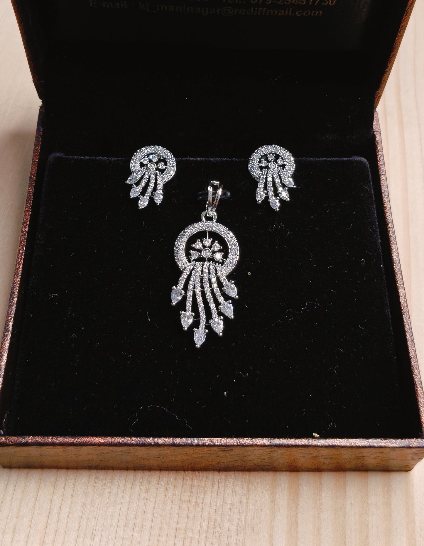 Pendant Earrings Set