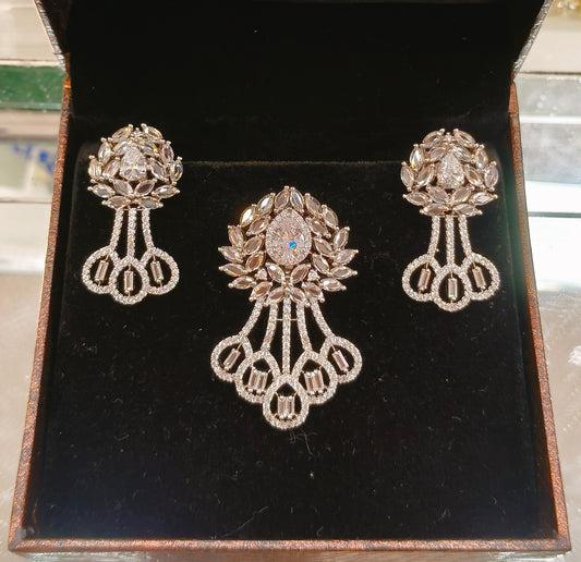 Pendant Earrings Set