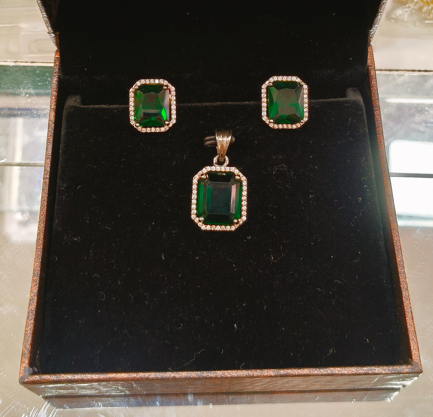 Pendant Earrings Set