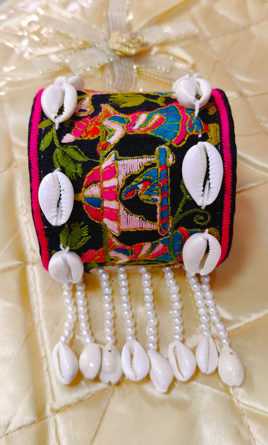 Embroidery Kada