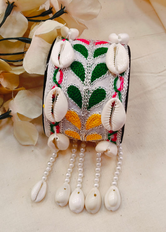 Embroidery Kada