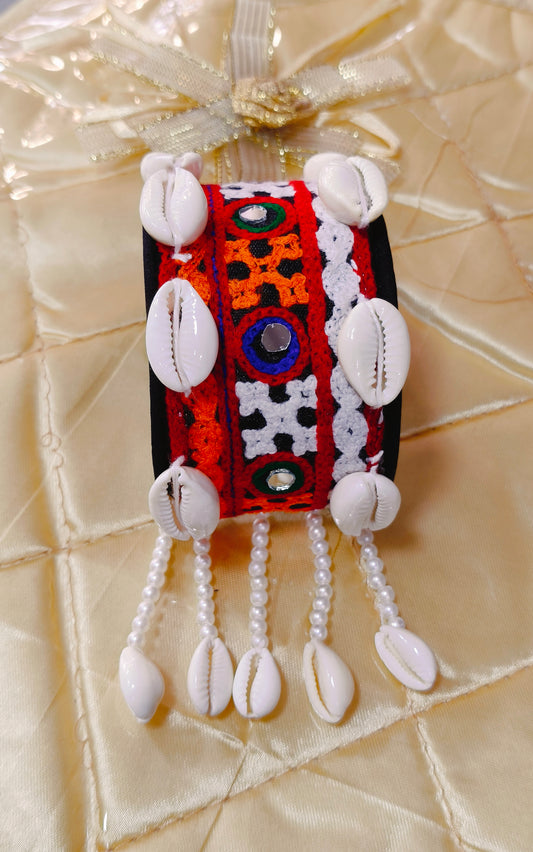 Embroidery Kada