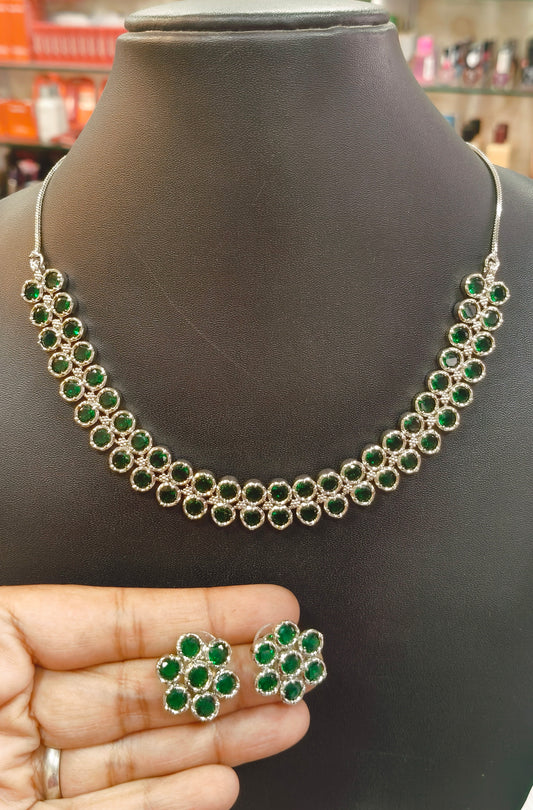 Emarald Green Diamond Necklace